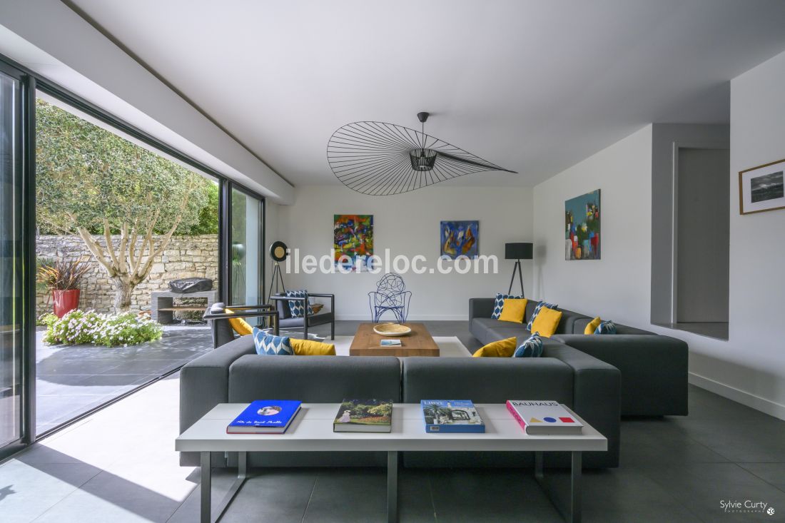 Photo 50 : SEJOUR d'une maison situ&eacute;e &agrave; Le Bois-Plage-en-R&eacute;, &icirc;le de R&eacute;.