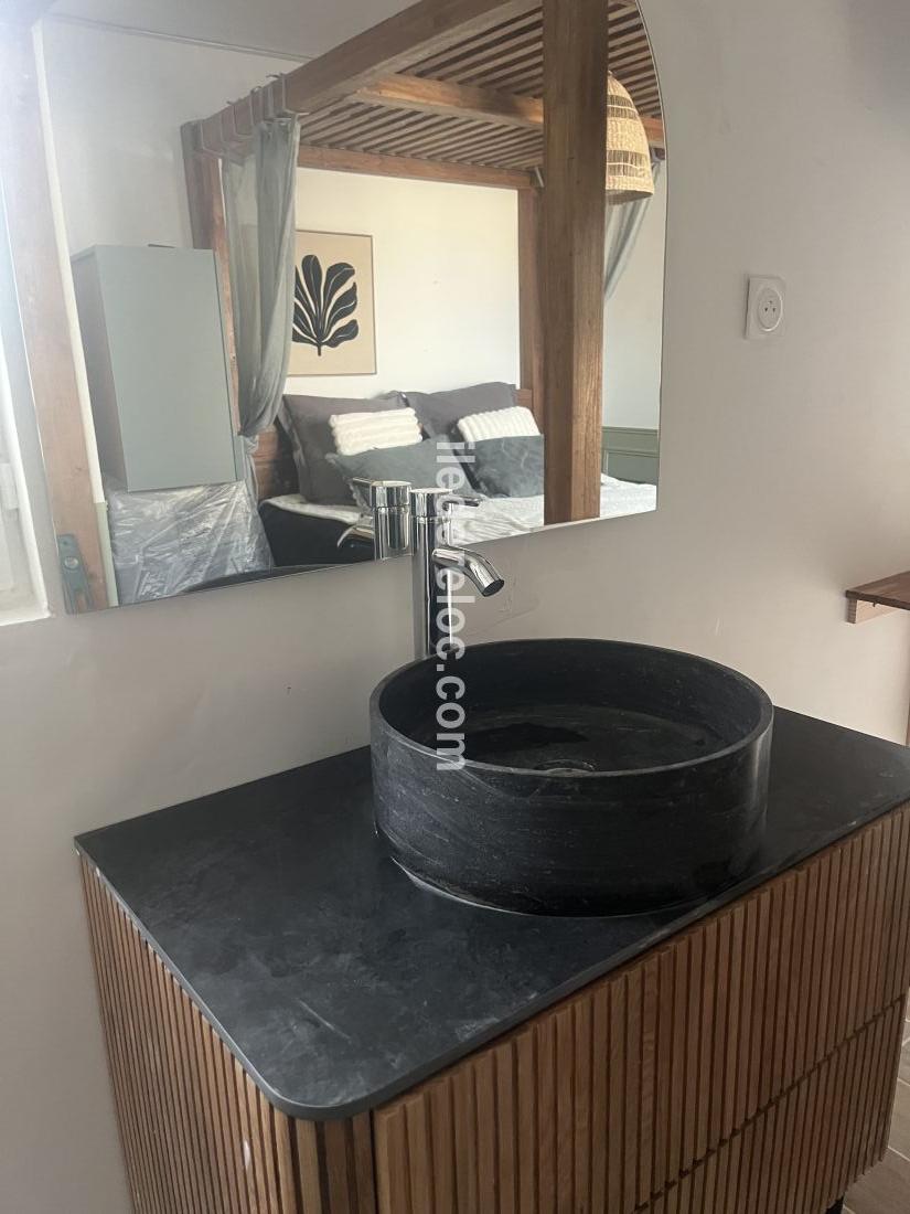 Photo 6 : NC d'une maison situ&eacute;e &agrave; Le Bois-Plage-en-R&eacute;, &icirc;le de R&eacute;.