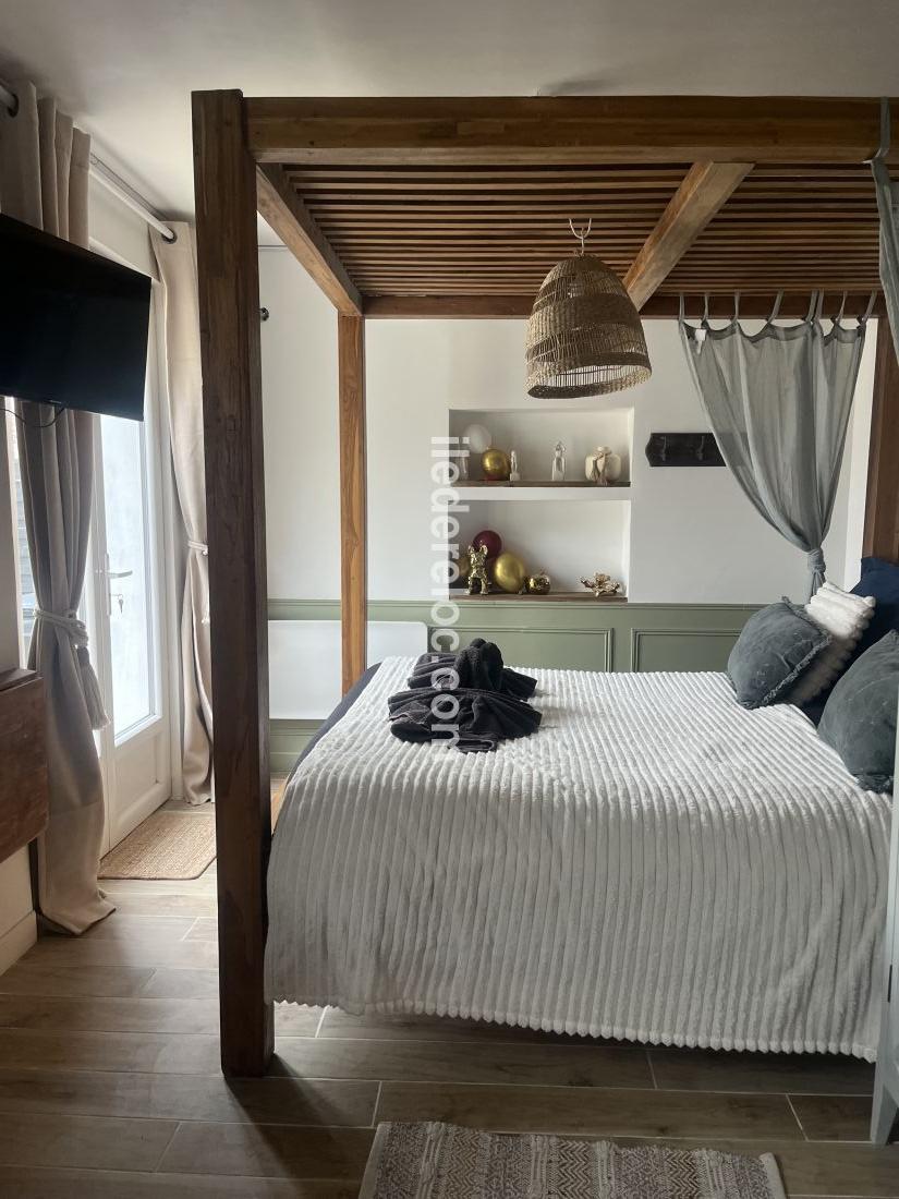 Photo 12 : CHAMBRE d'une maison situ&eacute;e &agrave; Le Bois-Plage-en-R&eacute;, &icirc;le de R&eacute;.