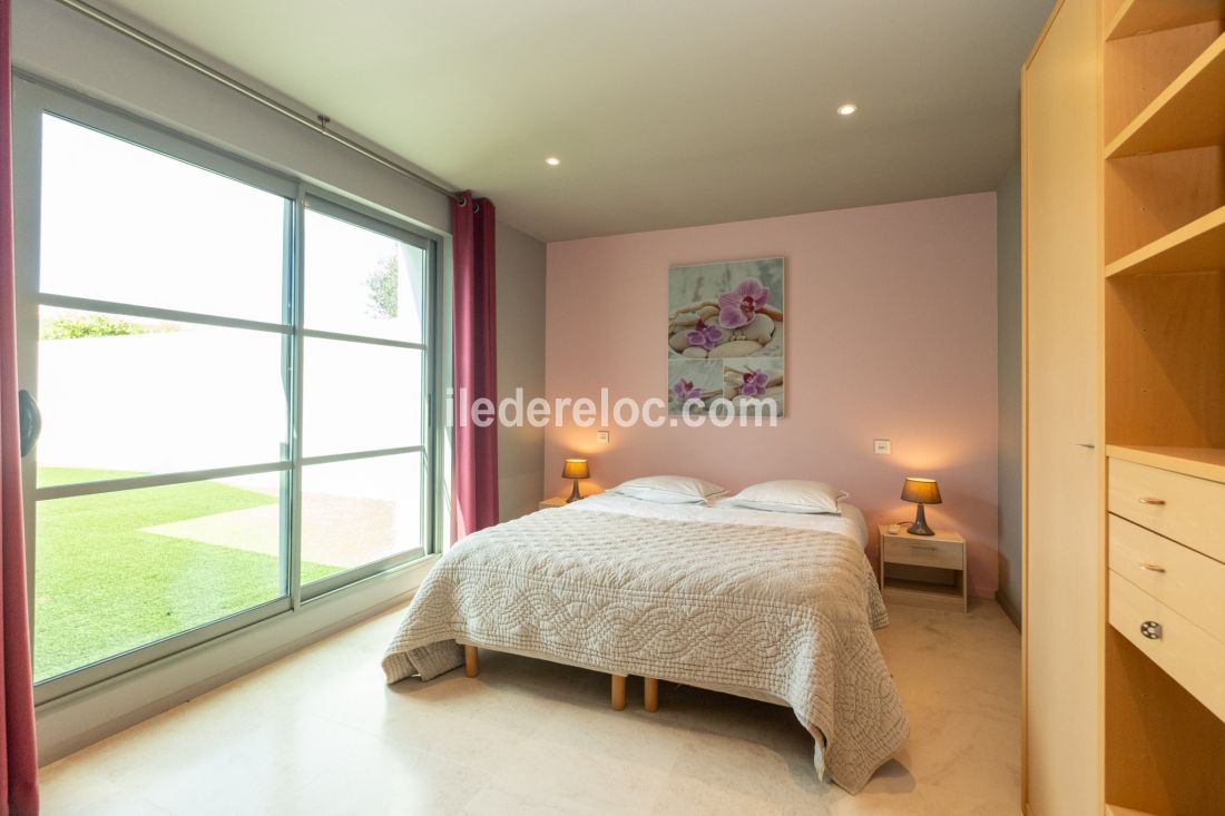 Photo 12 : NC d'une maison situ&eacute;e &agrave; Sainte-Marie-de-R&eacute;, &icirc;le de R&eacute;.