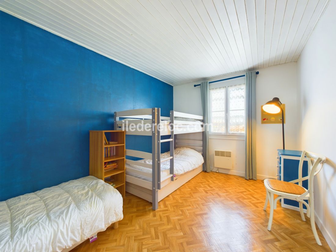 Photo 14 : CHAMBRE d'une maison situ&eacute;e &agrave; Saint-Cl&eacute;ment-des-Baleines, &icirc;le de R&eacute;.