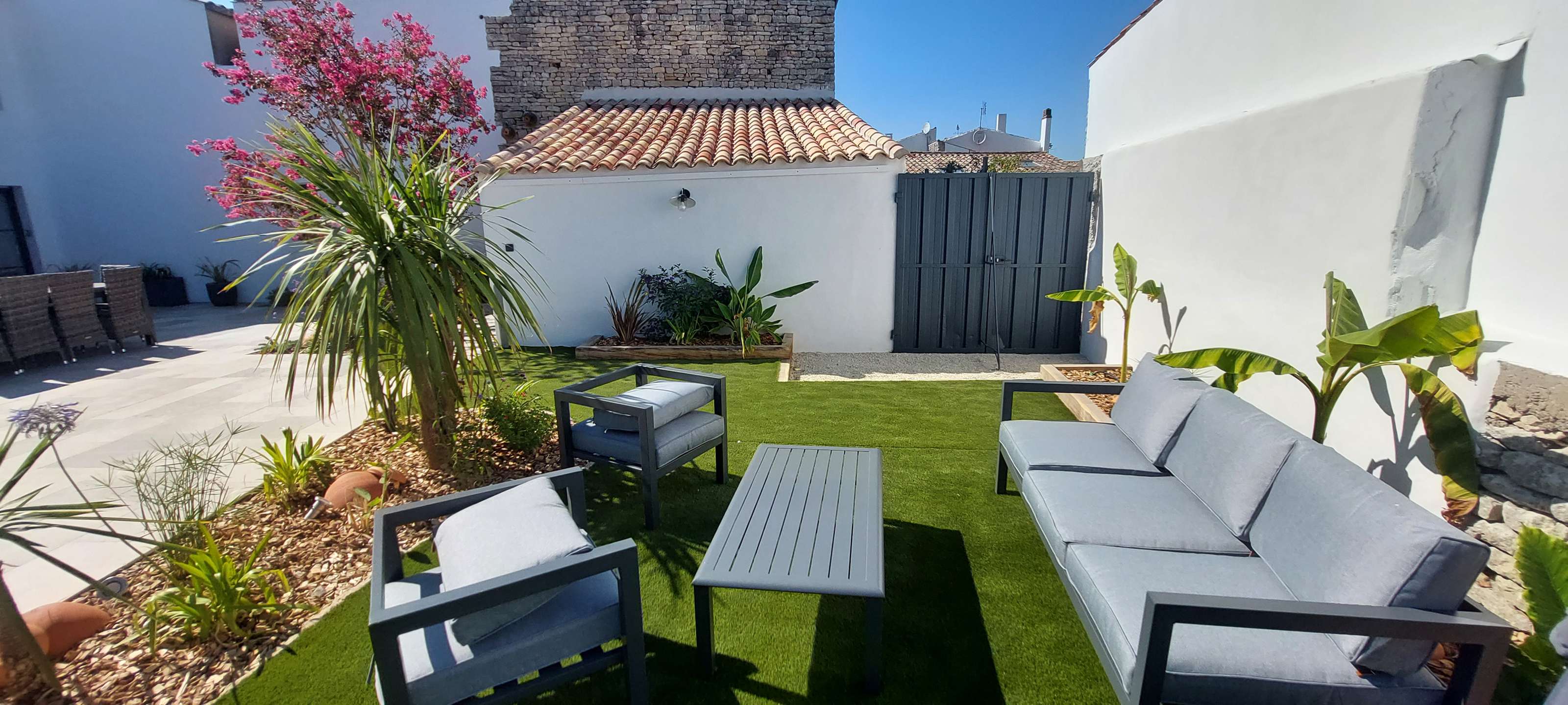 Photo 16 :  d'une maison situ&eacute;e &agrave; Saint-Cl&eacute;ment-des-Baleines, &icirc;le de R&eacute;.