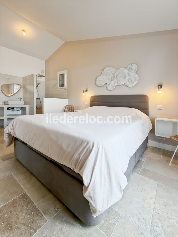 Photo 7 : NC d'une maison situ&eacute;e &agrave; Sainte-Marie-de-R&eacute;, &icirc;le de R&eacute;.