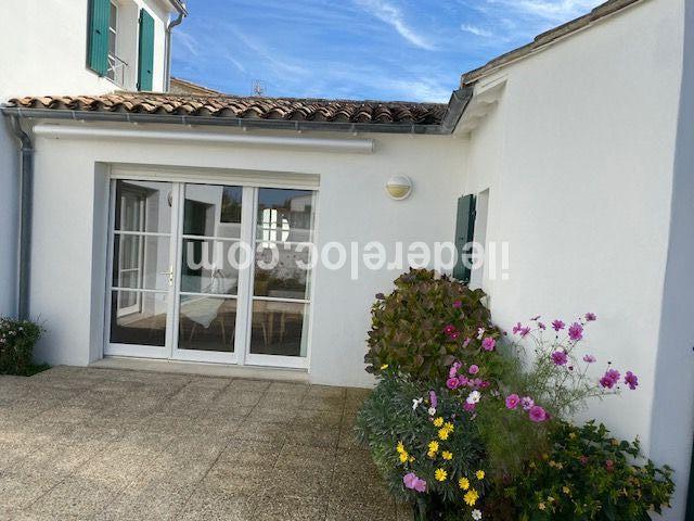 Photo 10 : TERRASSE d'une maison situ&eacute;e &agrave; La Couarde-sur-mer, &icirc;le de R&eacute;.