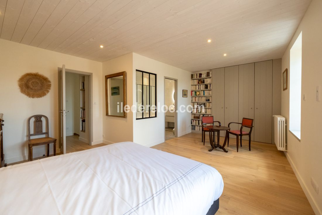 Photo 13 : NC d'une maison situ&eacute;e &agrave; Saint-Martin-de-R&eacute;, &icirc;le de R&eacute;.