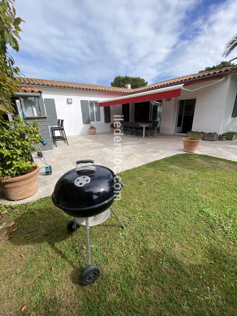 Photo 31 : JARDIN d'une maison situ&eacute;e &agrave; Rivedoux-Plage, &icirc;le de R&eacute;.