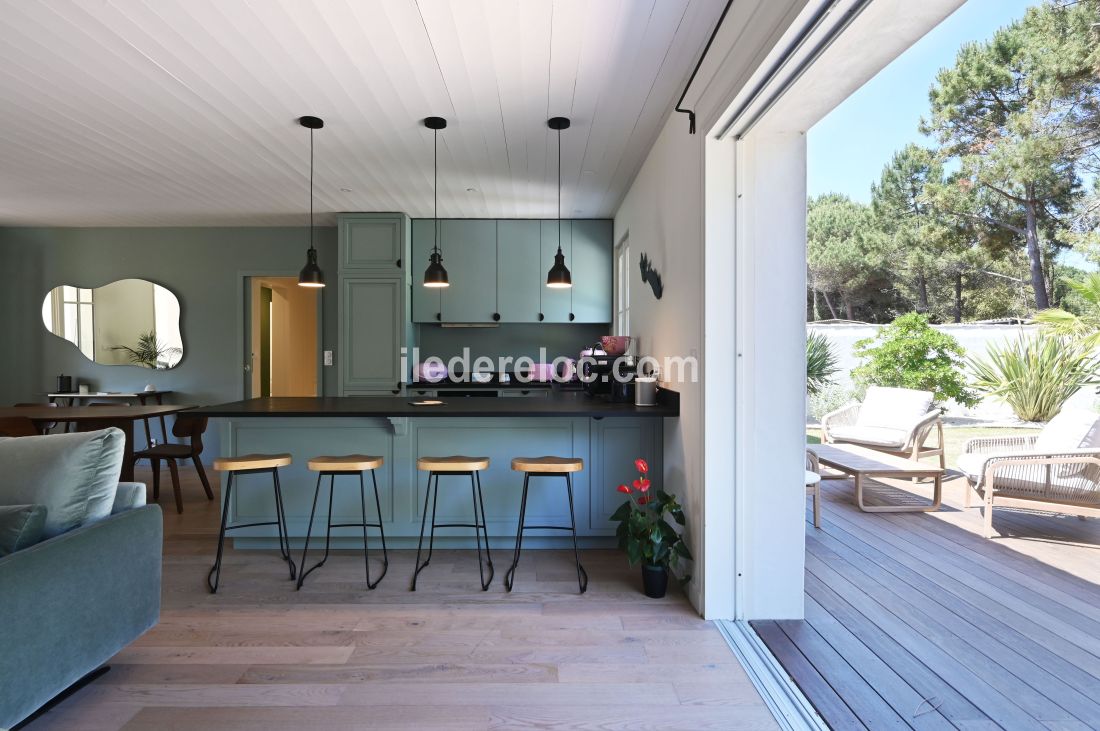 Photo 5 : NC d'une maison situ&eacute;e &agrave; Ars en R&eacute;, &icirc;le de R&eacute;.