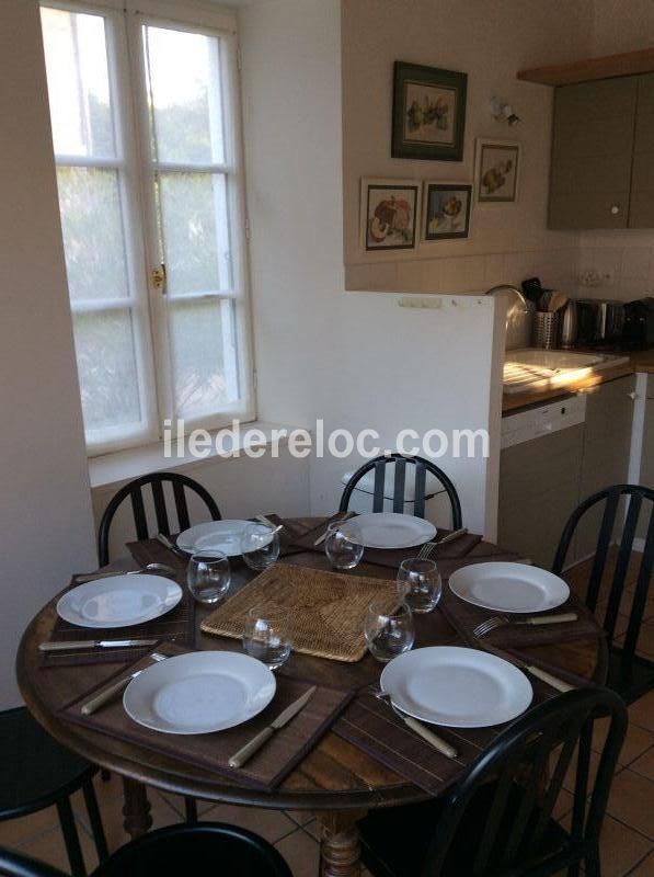 Photo 12 : SEJOUR d'une maison situ&eacute;e &agrave; Les Portes-en-R&eacute;, &icirc;le de R&eacute;.