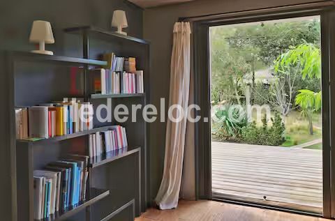 Photo 31 : NC d'une maison situ&eacute;e &agrave; Le Bois-Plage-en-R&eacute;, &icirc;le de R&eacute;.