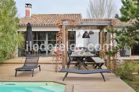 Photo 52 : NC d'une maison situ&eacute;e &agrave; Le Bois-Plage-en-R&eacute;, &icirc;le de R&eacute;.