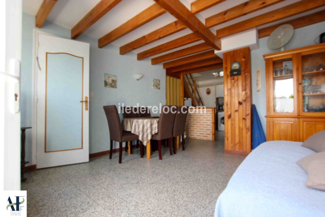 Photo 4 : NC d'une maison situ&eacute;e &agrave; Saint-Cl&eacute;ment-des-Baleines, &icirc;le de R&eacute;.
