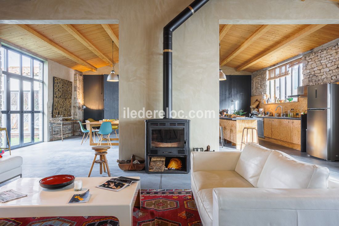 Photo 14 : SEJOUR d'une maison situ&eacute;e &agrave; Le Bois-Plage-en-R&eacute;, &icirc;le de R&eacute;.