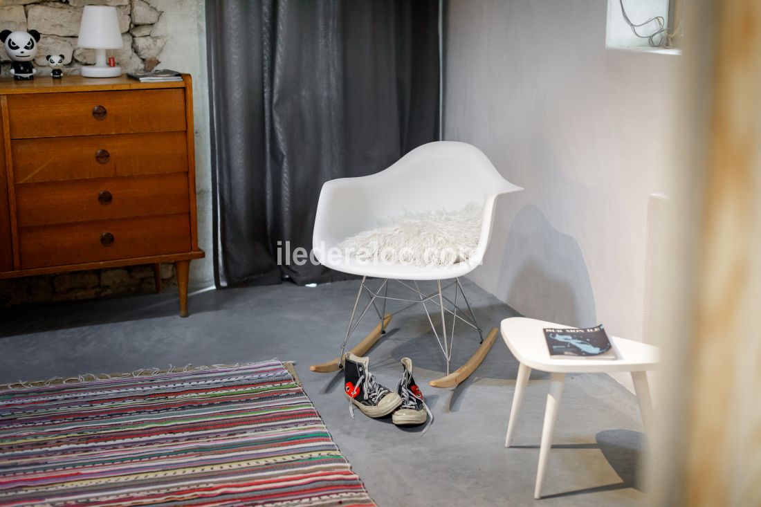 Photo 22 : CHAMBRE d'une maison situ&eacute;e &agrave; Le Bois-Plage-en-R&eacute;, &icirc;le de R&eacute;.