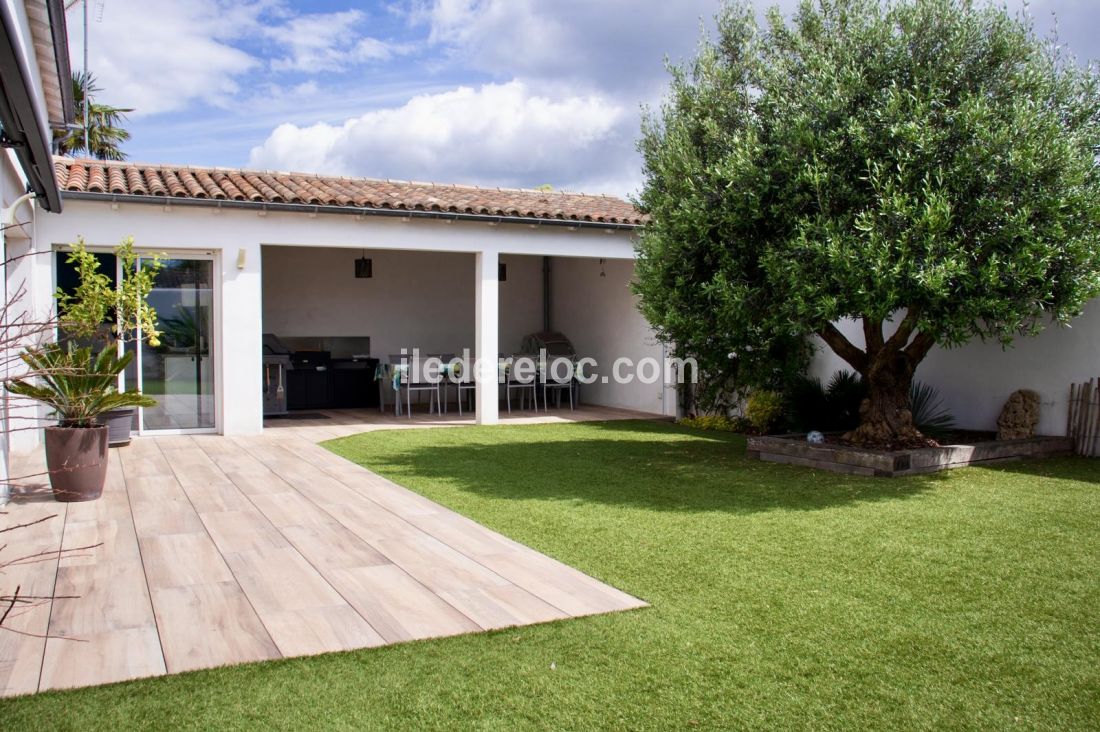Photo 4 : NC d'une maison situ&eacute;e &agrave; Saint-Martin-de-R&eacute;, &icirc;le de R&eacute;.