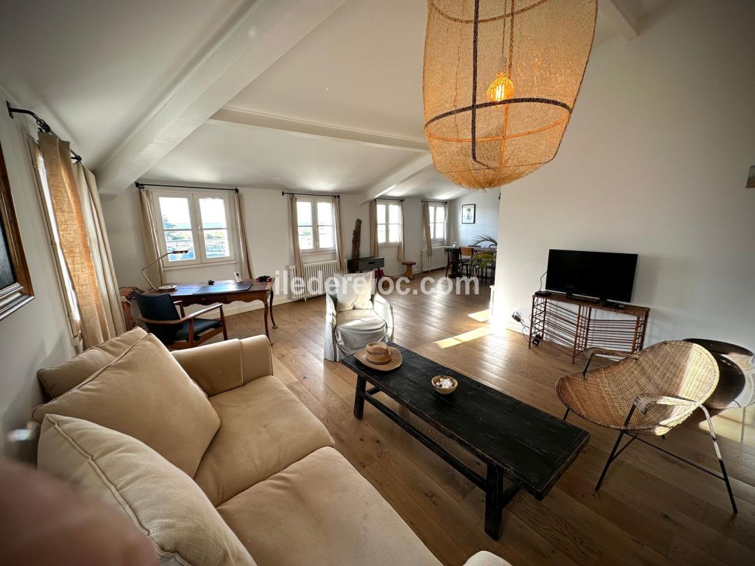 Photo 8 : NC d'une maison situ&eacute;e &agrave; Saint-Martin-de-R&eacute;, &icirc;le de R&eacute;.