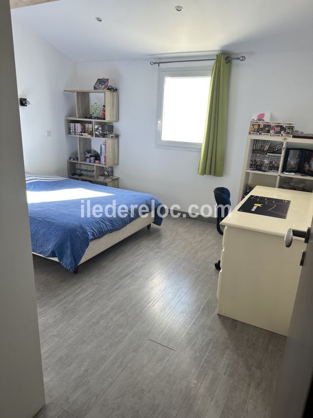 Photo 5 : CHAMBRE d'une maison situ&eacute;e &agrave; Loix, &icirc;le de R&eacute;.