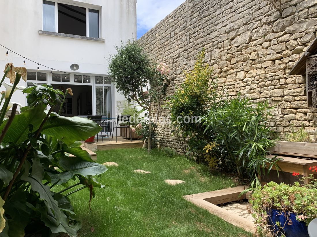 Photo 11 : NC d'une maison situ&eacute;e &agrave; Sainte-Marie-de-R&eacute;, &icirc;le de R&eacute;.