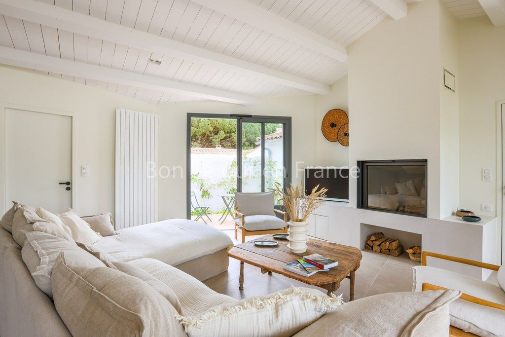 Photo 15 : NC d'une maison situ&eacute;e &agrave; Le Bois-Plage-en-R&eacute;, &icirc;le de R&eacute;.