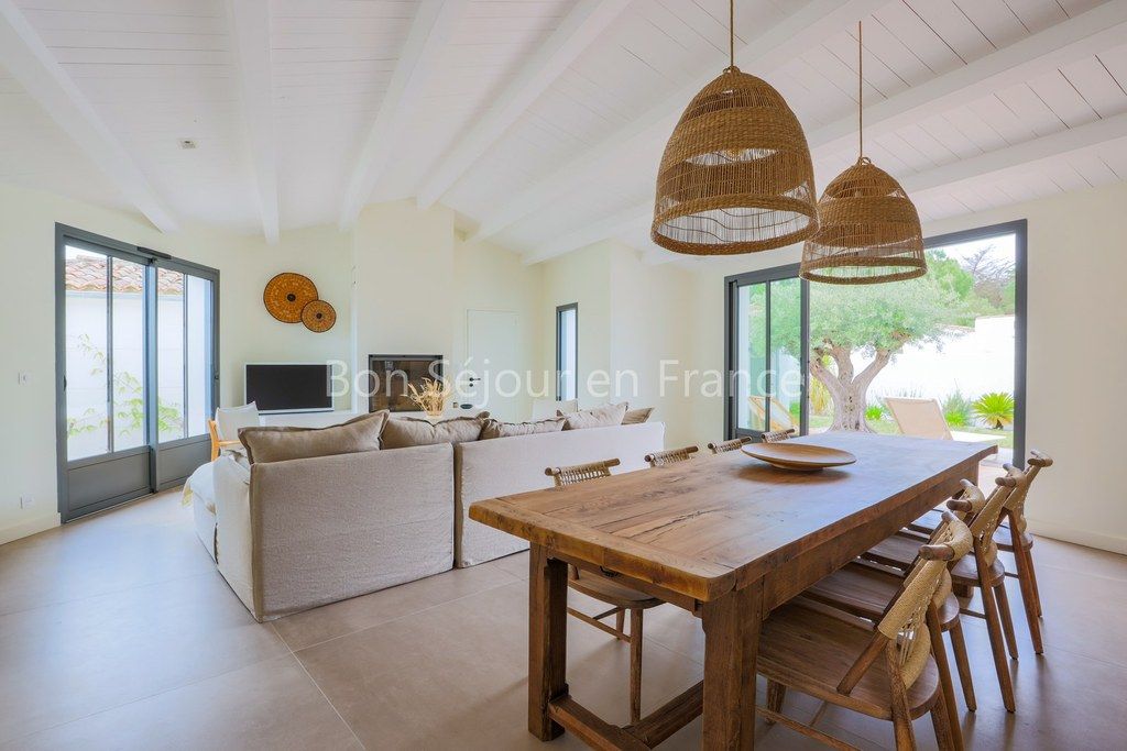 Photo 17 : NC d'une maison situ&eacute;e &agrave; Le Bois-Plage-en-R&eacute;, &icirc;le de R&eacute;.