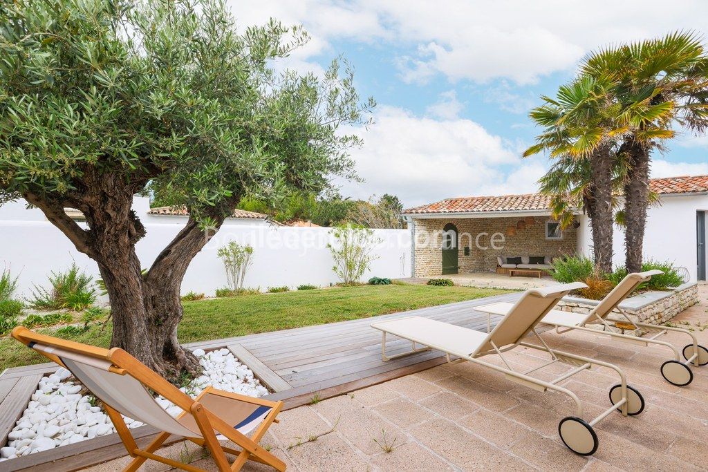 Photo 5 : NC d'une maison situ&eacute;e &agrave; Le Bois-Plage-en-R&eacute;, &icirc;le de R&eacute;.