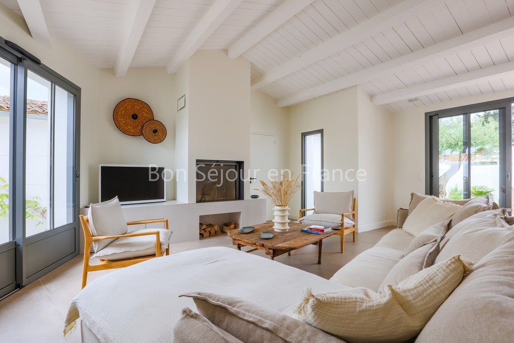 Photo 13 : NC d'une maison situ&eacute;e &agrave; Le Bois-Plage-en-R&eacute;, &icirc;le de R&eacute;.