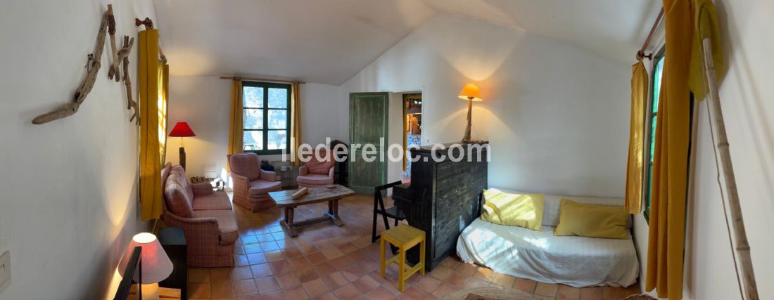 Photo 11 : SEJOUR d'une maison situ&eacute;e &agrave; La Couarde-sur-mer, &icirc;le de R&eacute;.