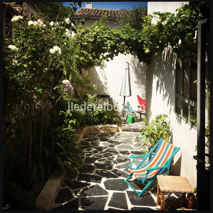 Photo 16 : PATIO d'une maison situ&eacute;e &agrave; La Couarde-sur-mer, &icirc;le de R&eacute;.