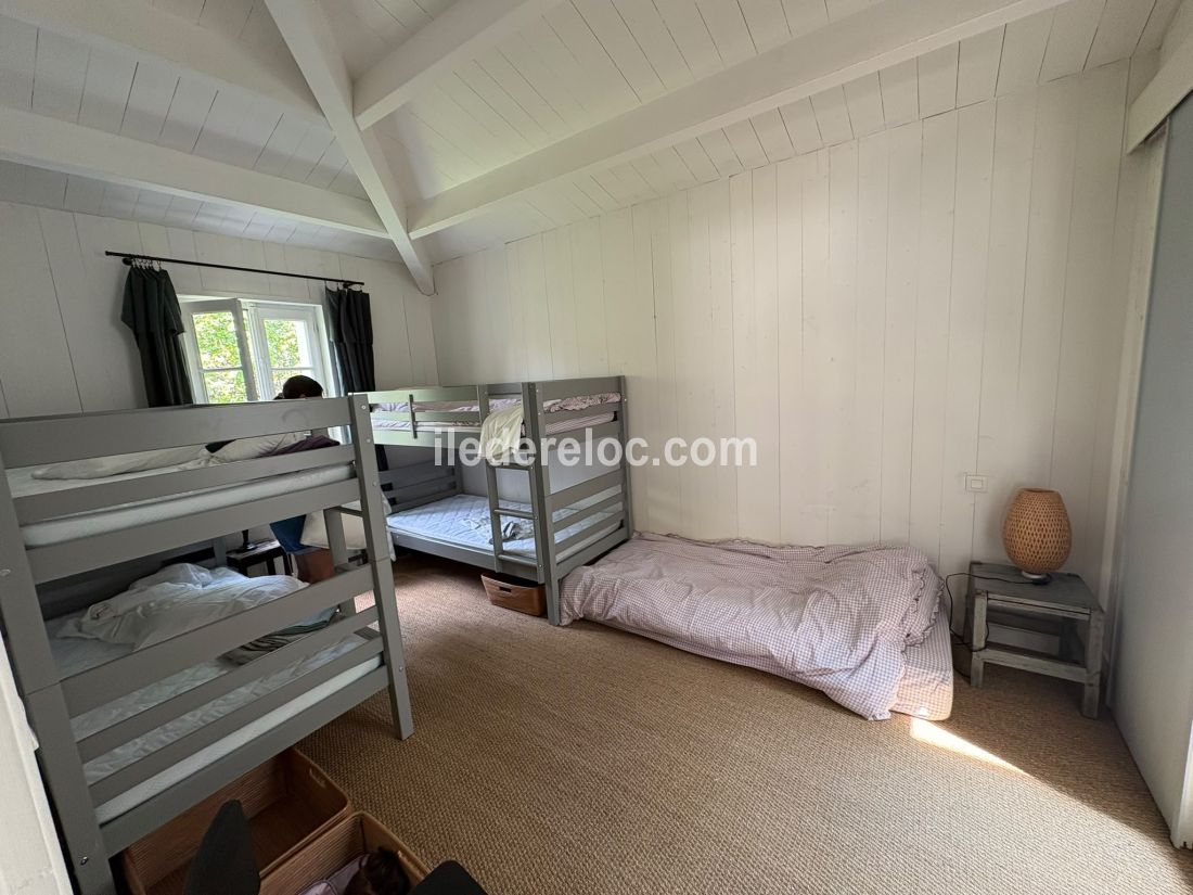 Photo 9 : NC d'une maison situ&eacute;e &agrave; Ars en R&eacute;, &icirc;le de R&eacute;.