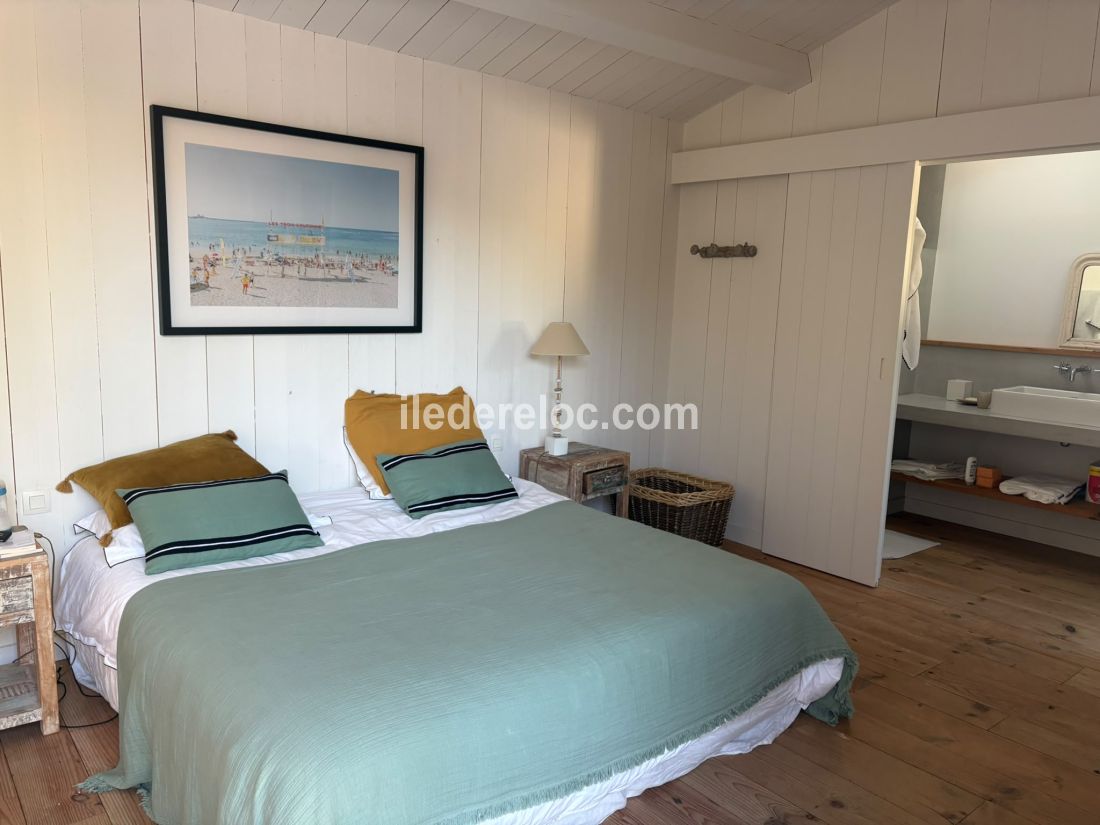 Photo 12 : NC d'une maison situ&eacute;e &agrave; Ars en R&eacute;, &icirc;le de R&eacute;.
