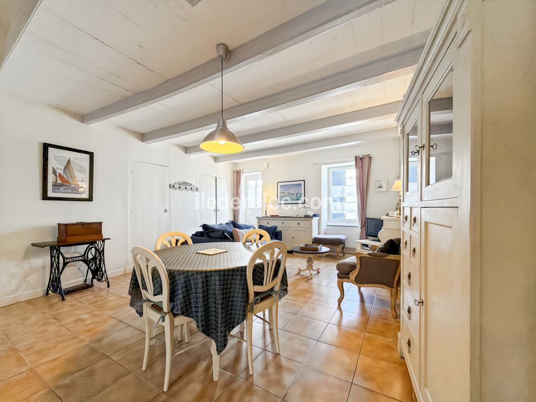 Photo 4 : NC d'une maison situ&eacute;e &agrave; La Flotte-en-R&eacute;, &icirc;le de R&eacute;.