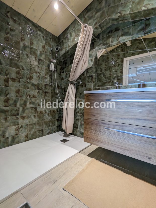 Photo 9 : NC d'une maison situ&eacute;e &agrave; Rivedoux-Plage, &icirc;le de R&eacute;.