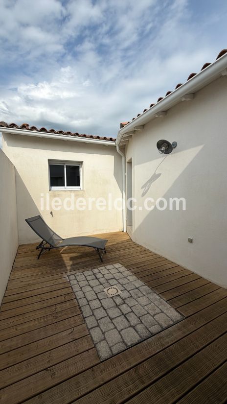 Photo 8 : PATIO d'une maison situ&eacute;e &agrave; Sainte-Marie-de-R&eacute;, &icirc;le de R&eacute;.