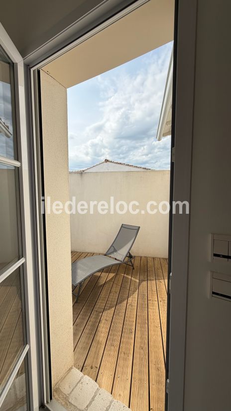 Photo 7 : PATIO d'une maison situ&eacute;e &agrave; Sainte-Marie-de-R&eacute;, &icirc;le de R&eacute;.