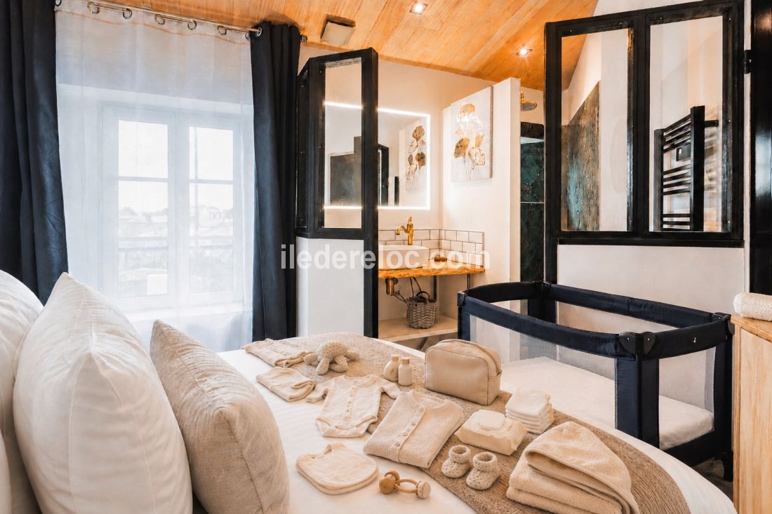 Photo 25 : CHAMBRE d'une maison situ&eacute;e &agrave; Rivedoux-Plage, &icirc;le de R&eacute;.