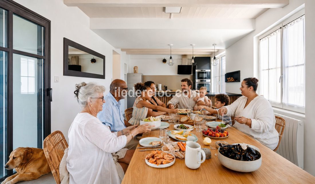 Photo 15 : CUISINE d'une maison situ&eacute;e &agrave; Rivedoux-Plage, &icirc;le de R&eacute;.