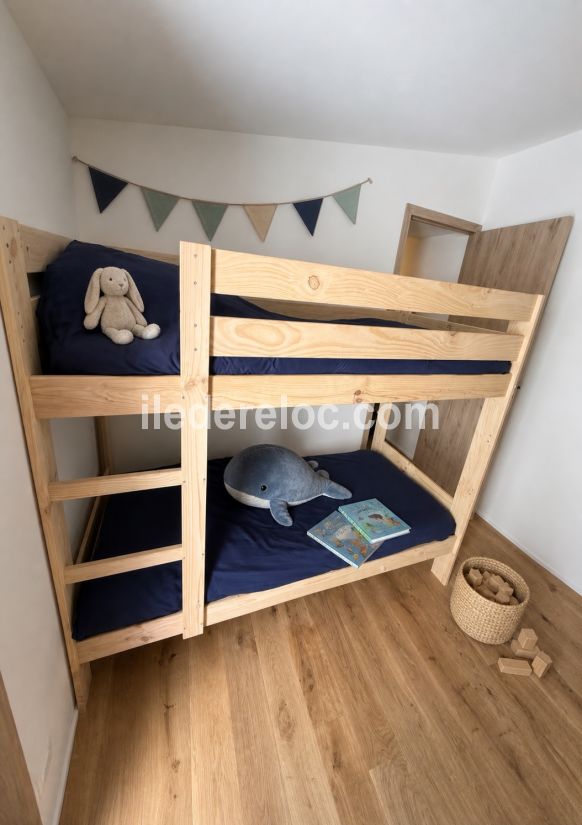 Photo 8 : CHAMBRE d'une maison situ&eacute;e &agrave; Rivedoux-Plage, &icirc;le de R&eacute;.