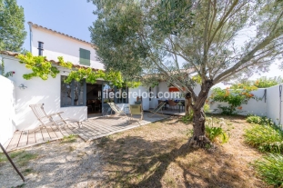 Ile de R&eacute;:Charmante villa au coeur de village