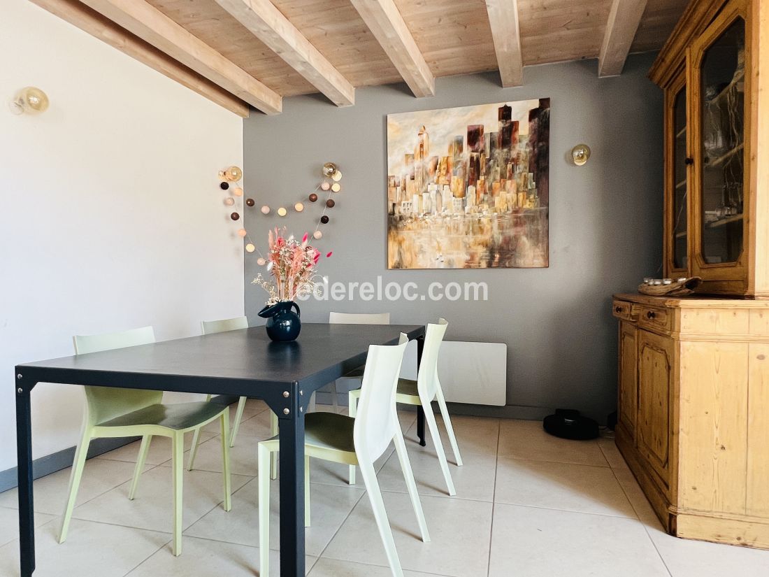 Photo 14 : NC d'une maison situ&eacute;e &agrave; Le Bois-Plage-en-R&eacute;, &icirc;le de R&eacute;.