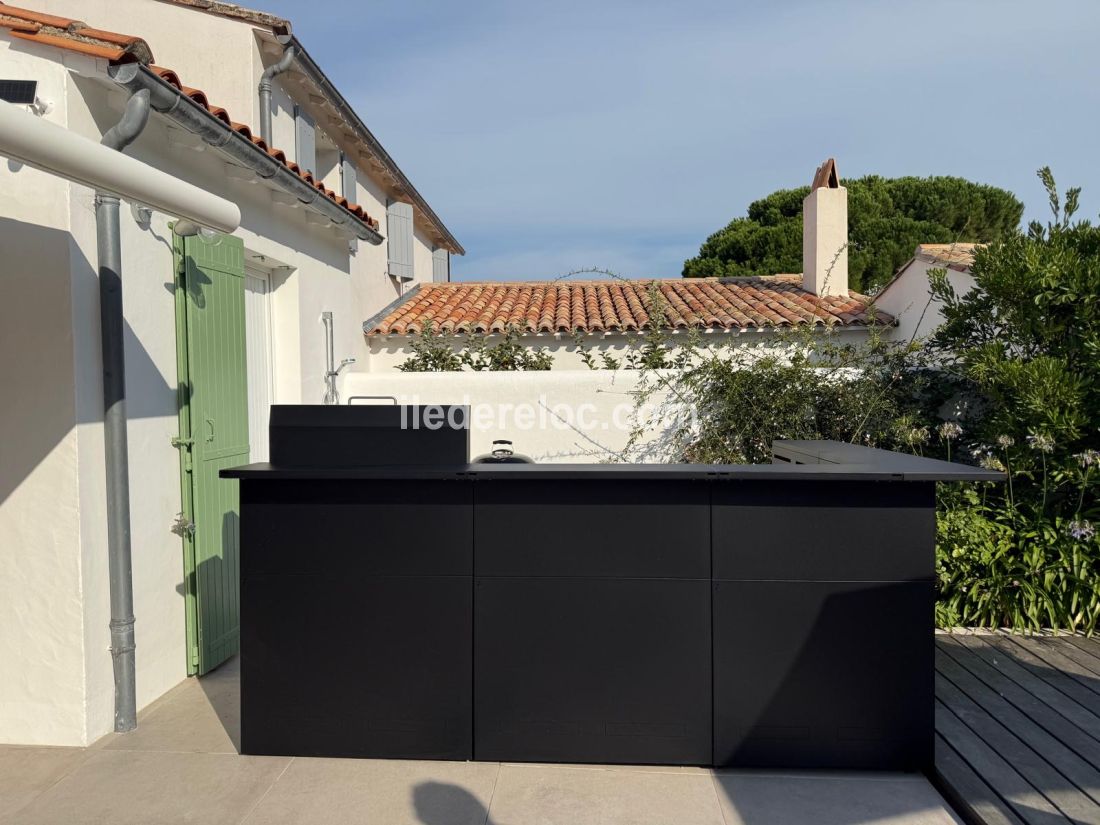 Photo 11 : NC d'une maison situ&eacute;e &agrave; Ars en R&eacute;, &icirc;le de R&eacute;.