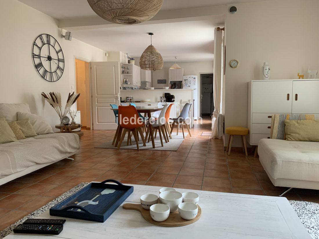 Photo 15 : NC d'une maison situ&eacute;e &agrave; Ars en R&eacute;, &icirc;le de R&eacute;.