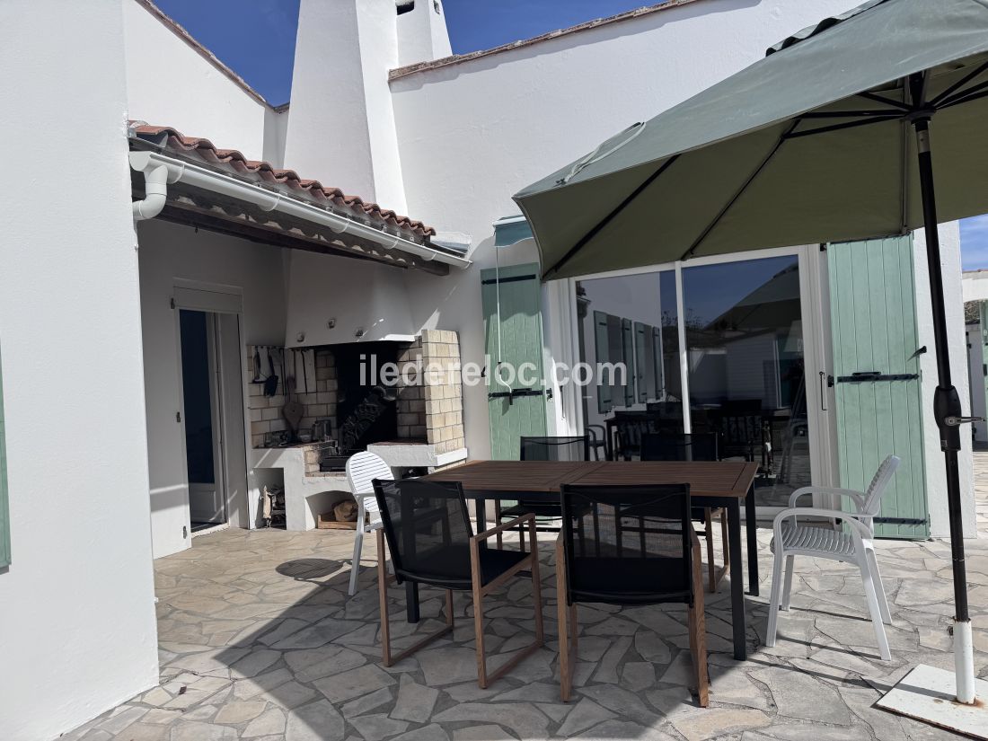 Photo 11 : TERRASSE d'une maison situ&eacute;e &agrave; La Couarde-sur-mer, &icirc;le de R&eacute;.