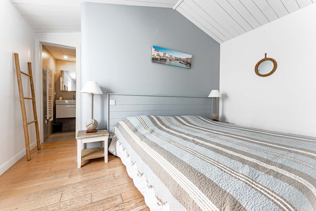 Photo 21 :  d'une maison situ&eacute;e &agrave; La Flotte-en-R&eacute;, &icirc;le de R&eacute;.