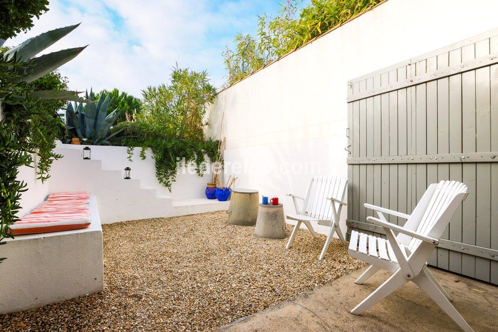 Photo 21 : NC d'une maison situ&eacute;e &agrave; Sainte-Marie-de-R&eacute;, &icirc;le de R&eacute;.