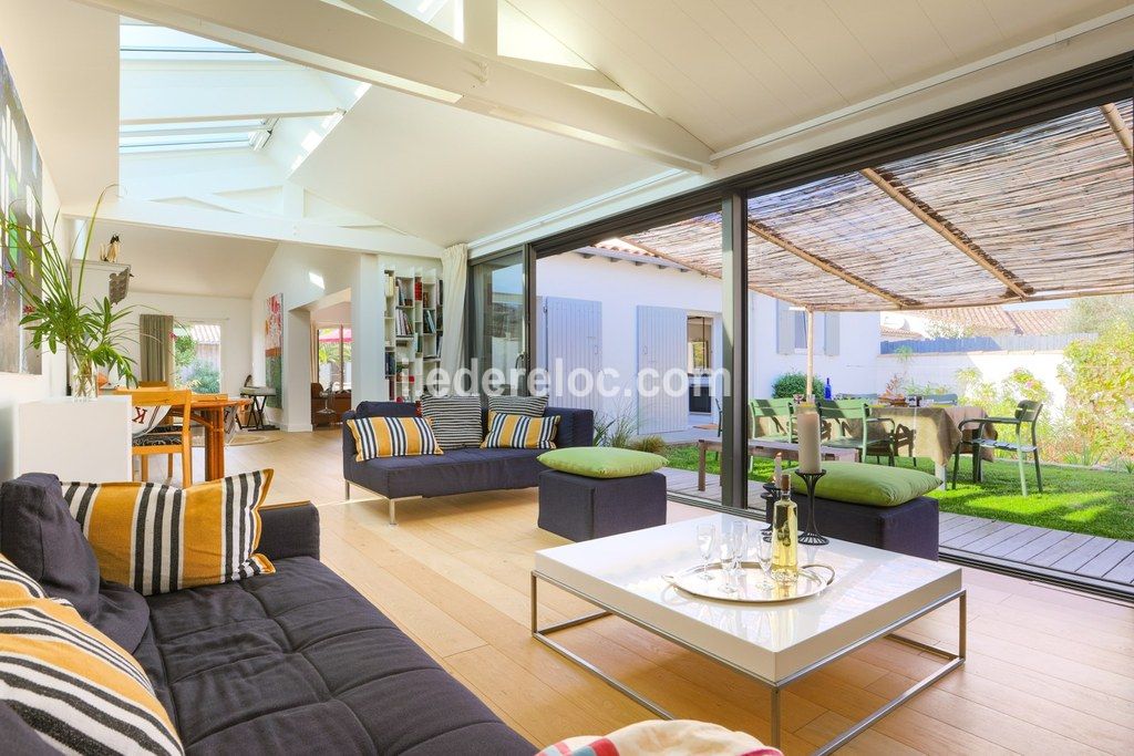 Photo 12 : NC d'une maison situ&eacute;e &agrave; Sainte-Marie-de-R&eacute;, &icirc;le de R&eacute;.