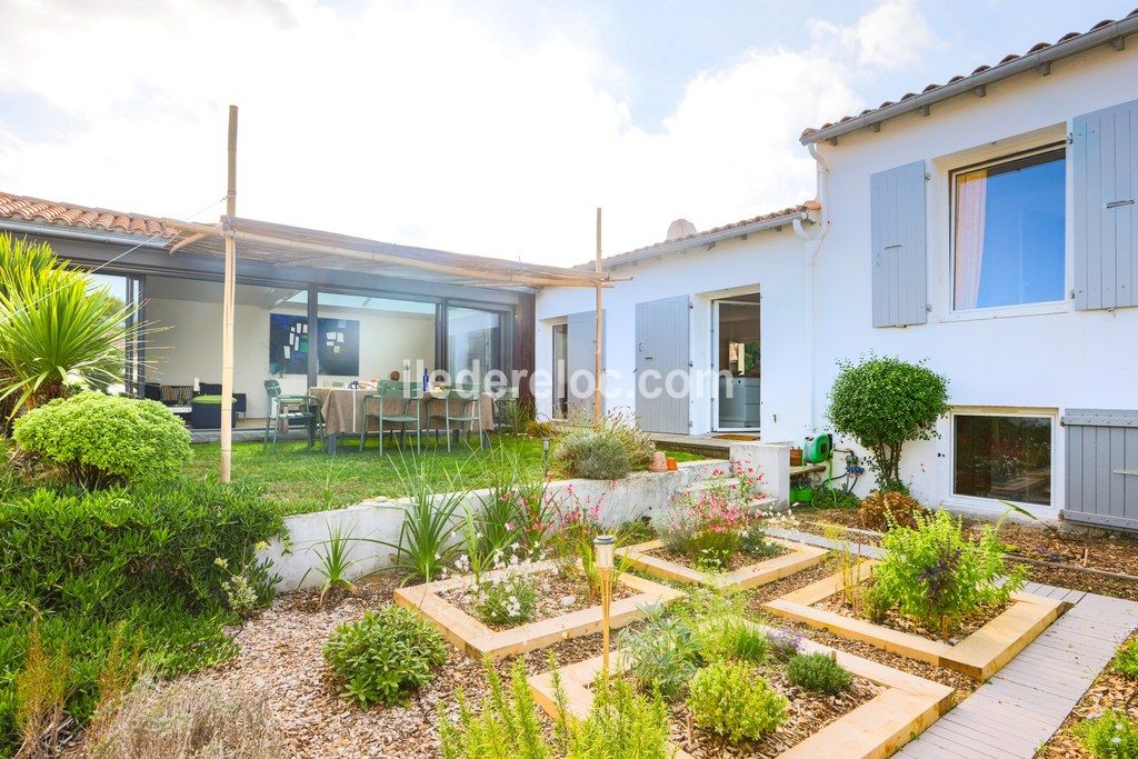 Photo 30 : NC d'une maison situ&eacute;e &agrave; Sainte-Marie-de-R&eacute;, &icirc;le de R&eacute;.