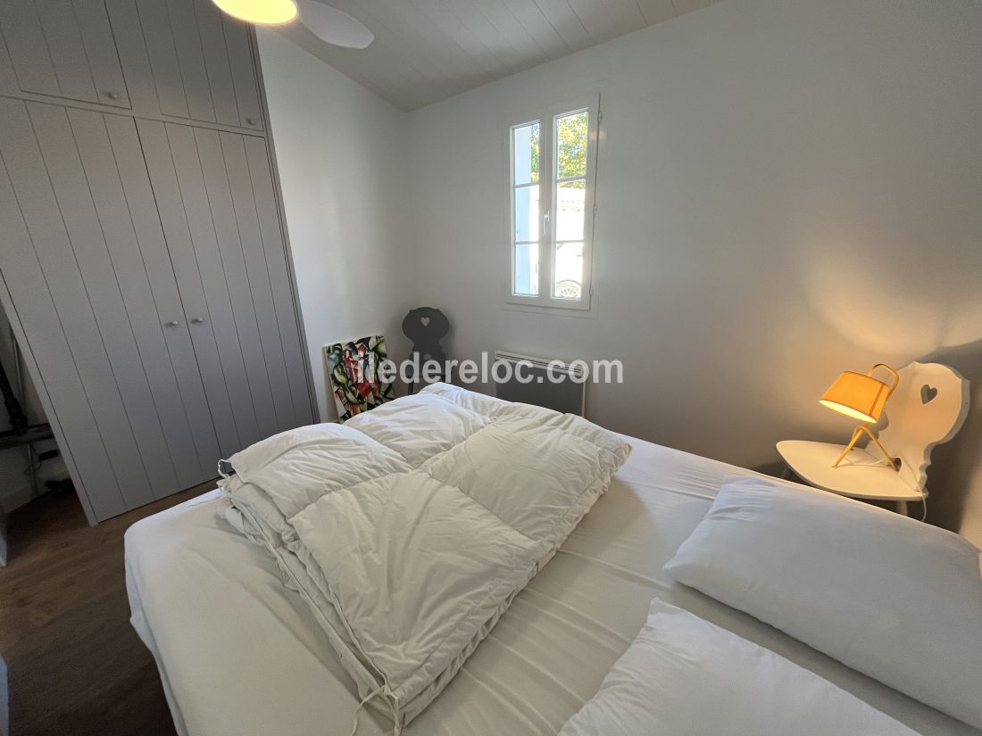 Photo 12 : NC d'une maison situ&eacute;e &agrave; Sainte-Marie-de-R&eacute;, &icirc;le de R&eacute;.