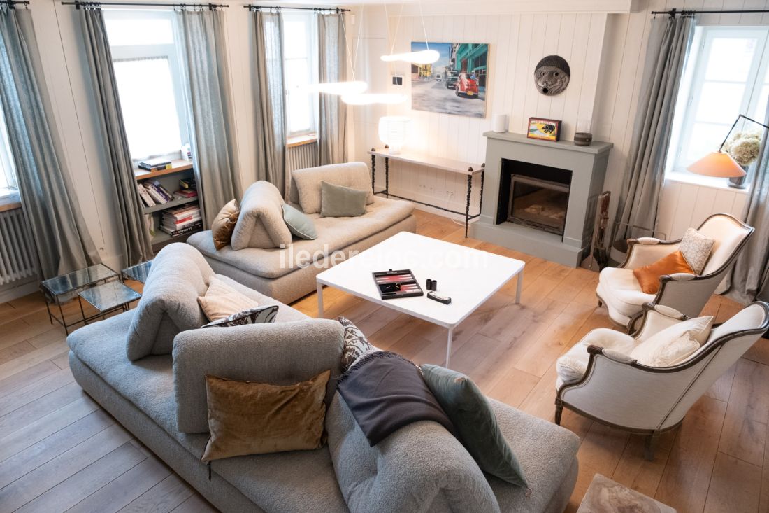 Photo 4 : NC d'une maison situ&eacute;e &agrave; Ars en R&eacute;, &icirc;le de R&eacute;.
