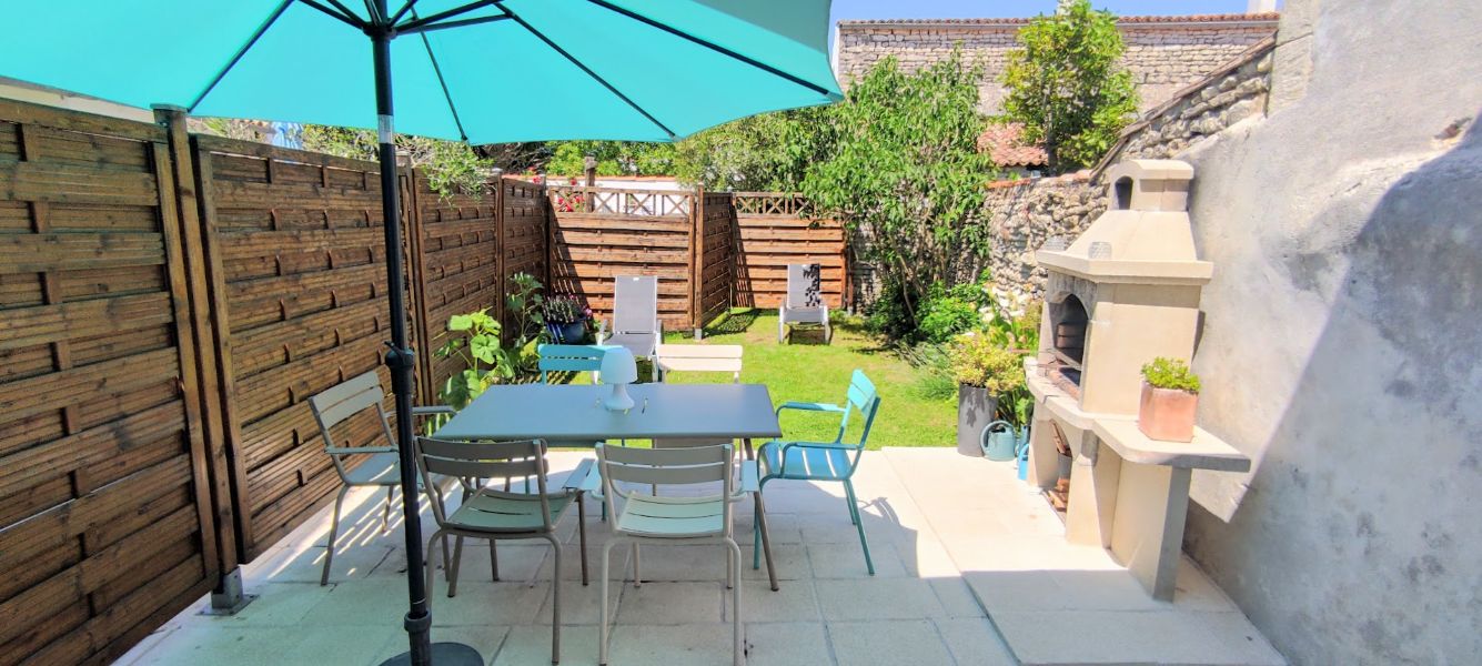 Photo 9 : TERRASSE d'une maison située à La Couarde-sur-mer, île de Ré.