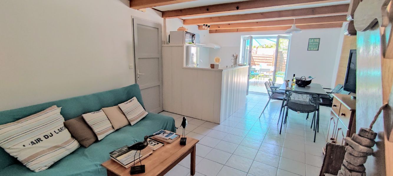 Photo 5 : SEJOUR d'une maison située à La Couarde-sur-mer, île de Ré.