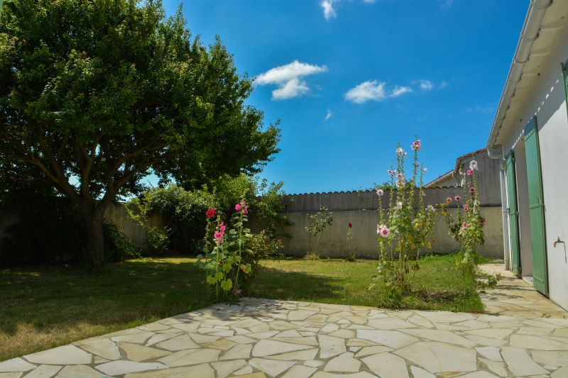 Photo 6 : NC d'une maison située à Ars en Ré, île de Ré.